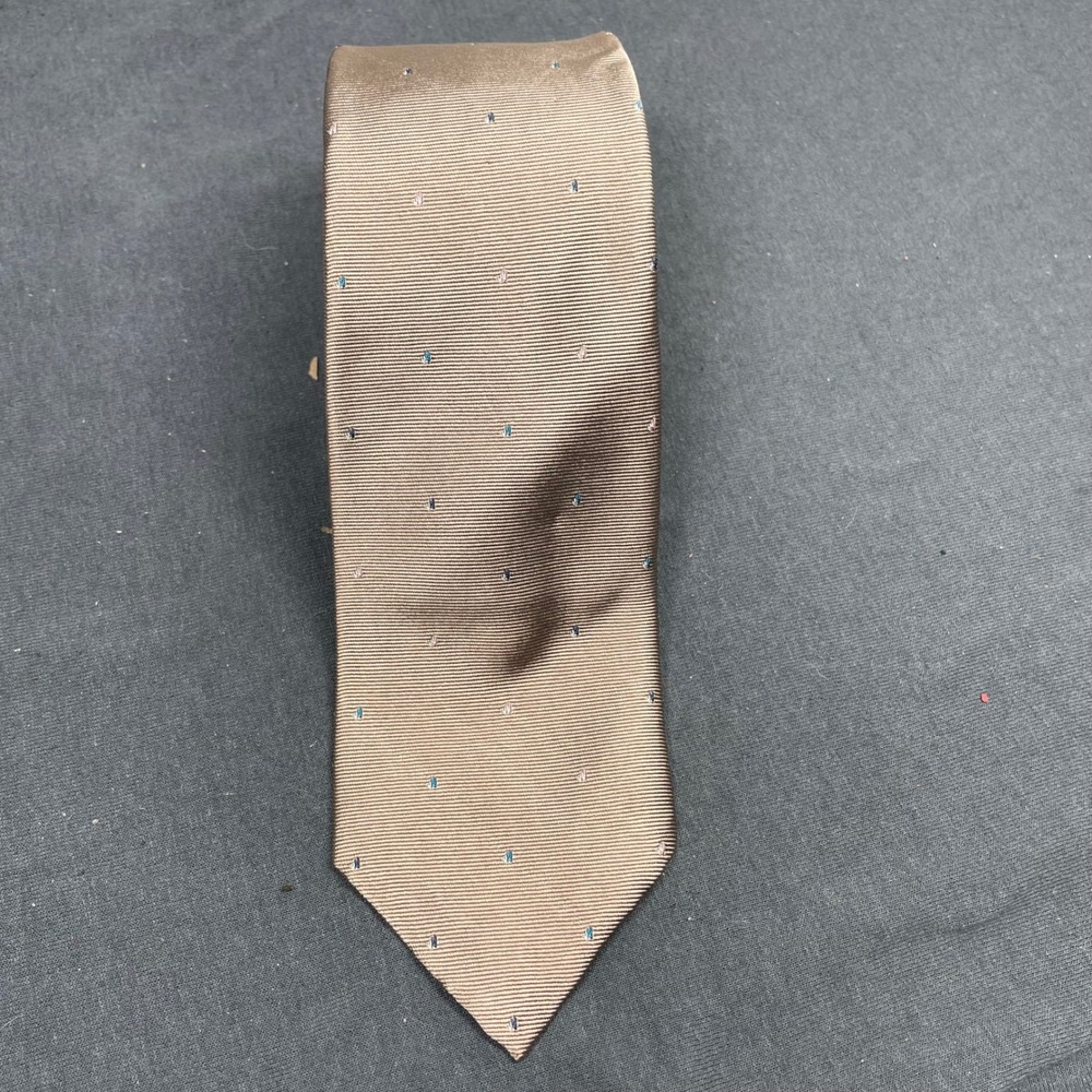 Christian Dior Men Necktie Silk Taupe Gold Micro Dot Classic Designer Tie